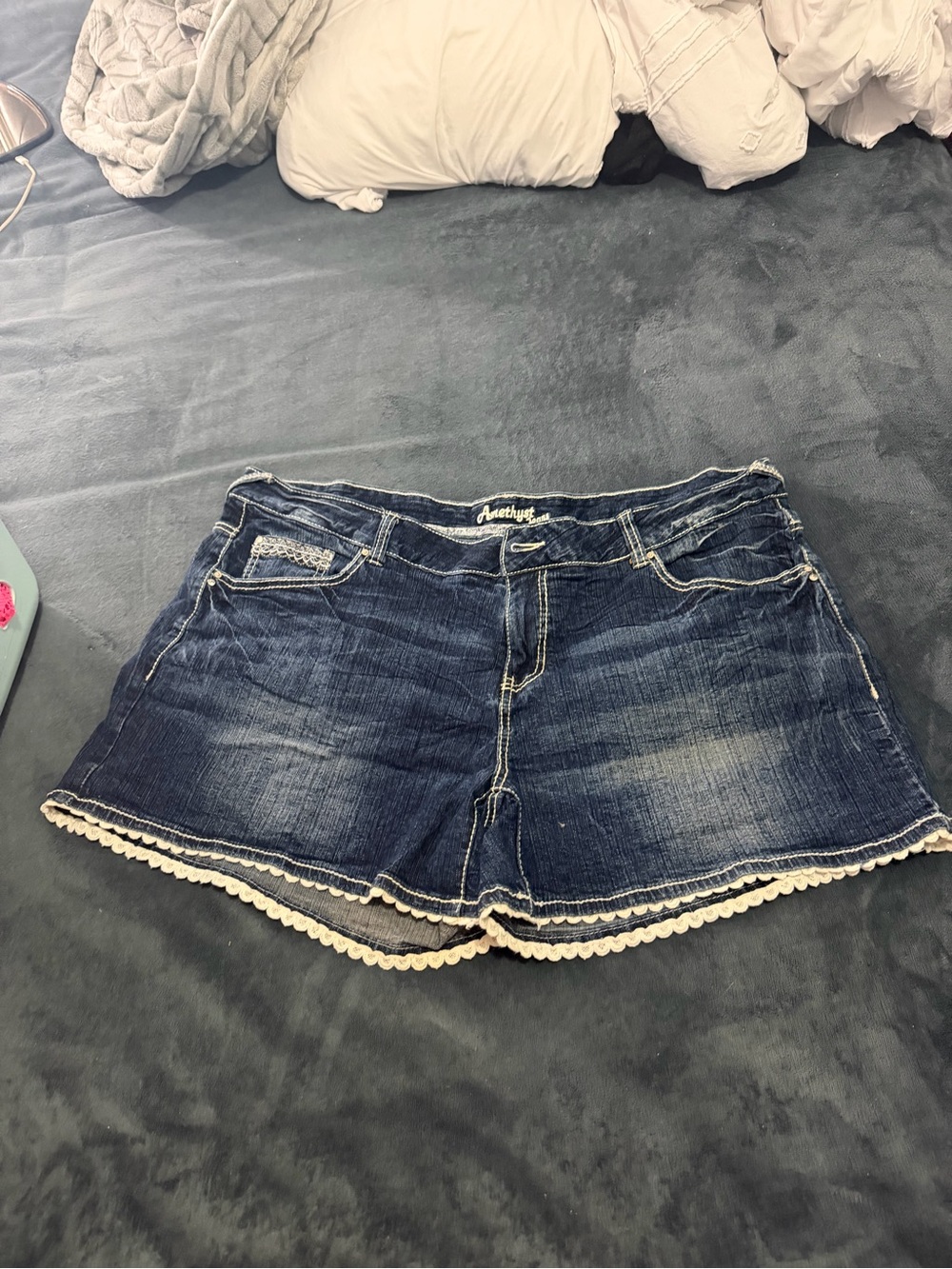 Amethyst Jeans Dark Blue Denim Shorts with Cream Lace Trim